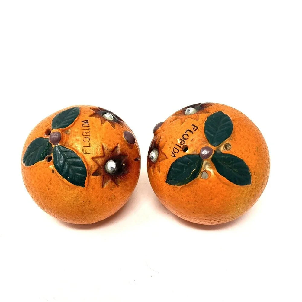 Vintage Anthropomorphic Chalkware Salt & Pepper‎ Shaker Set Florida Oranges